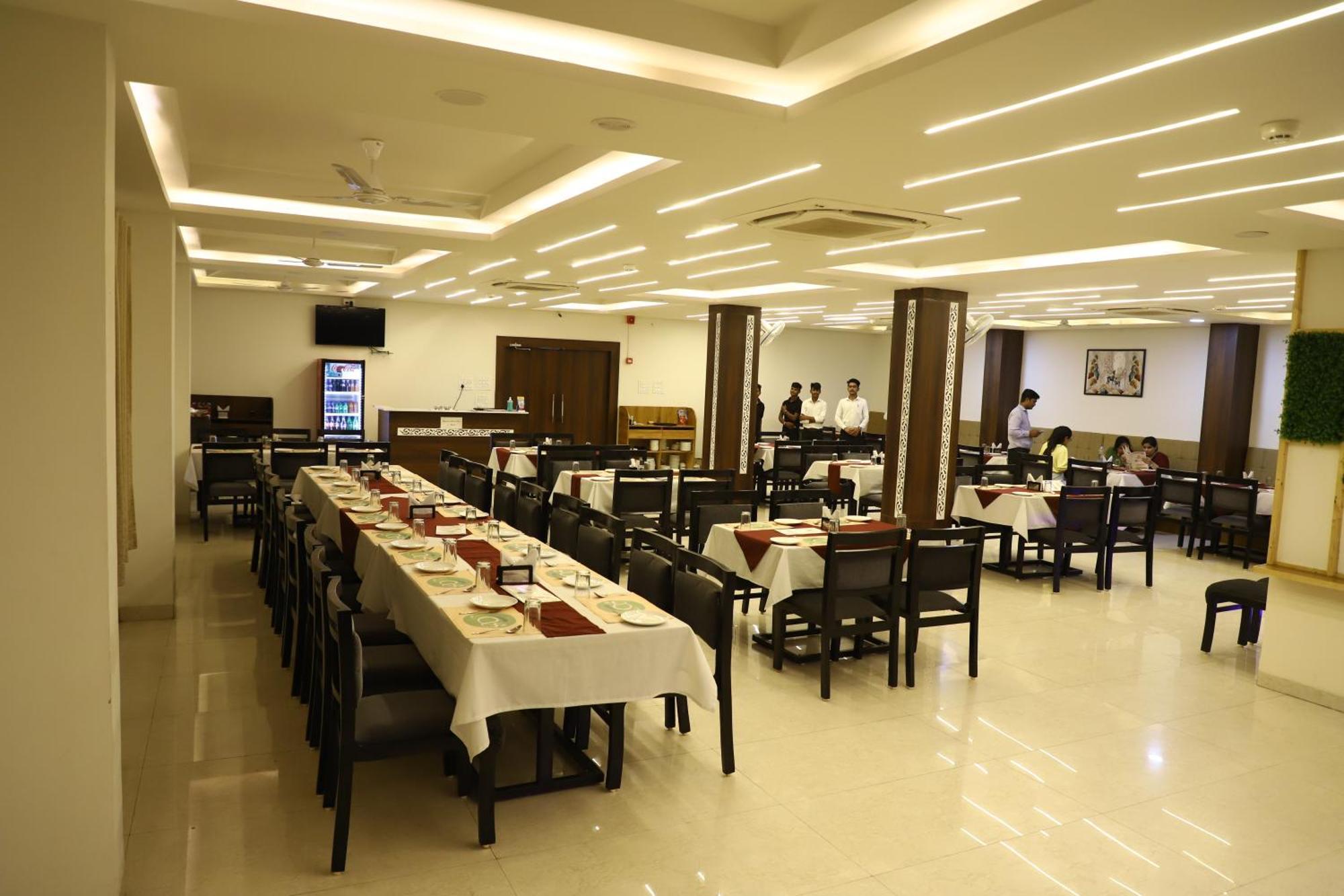 Hotel Singhnature Khandwa ภายนอก รูปภาพ