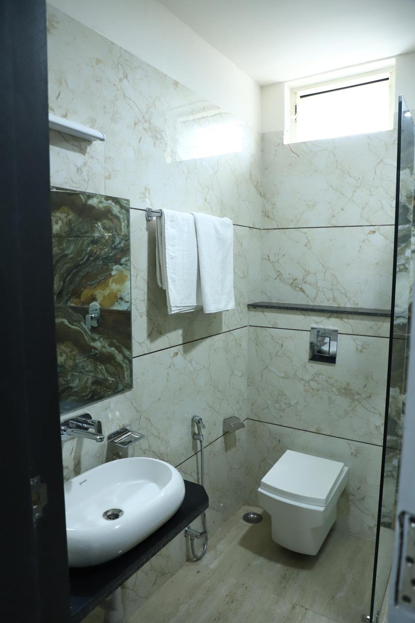 Hotel Singhnature Khandwa ภายนอก รูปภาพ